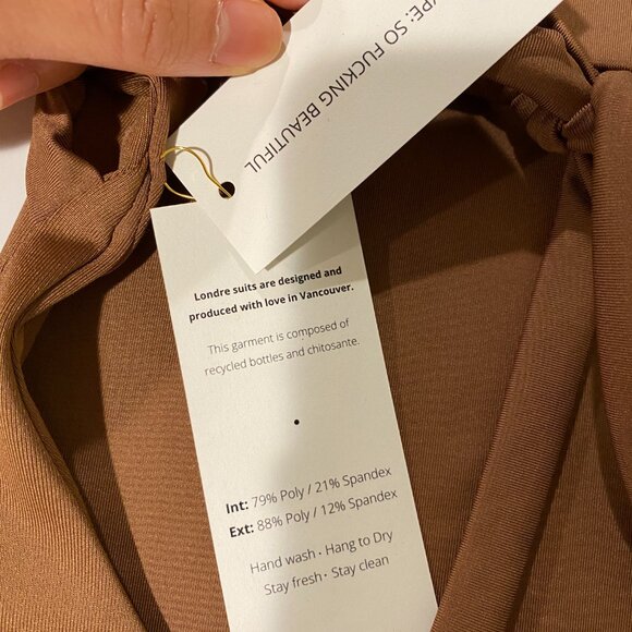 Londre - Ruffle Shoulder One Piece - Picture 7 of 10